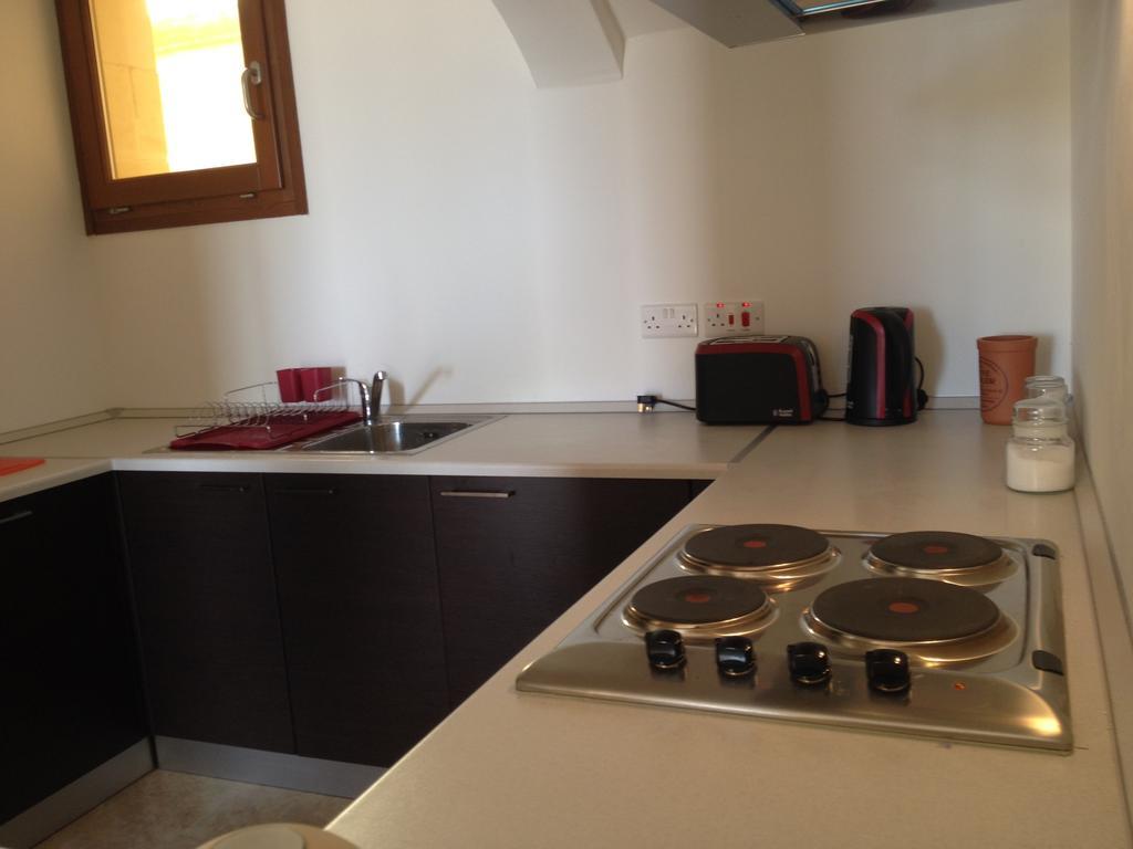 Fort Chambray Apartment Айнсилем Номер фото